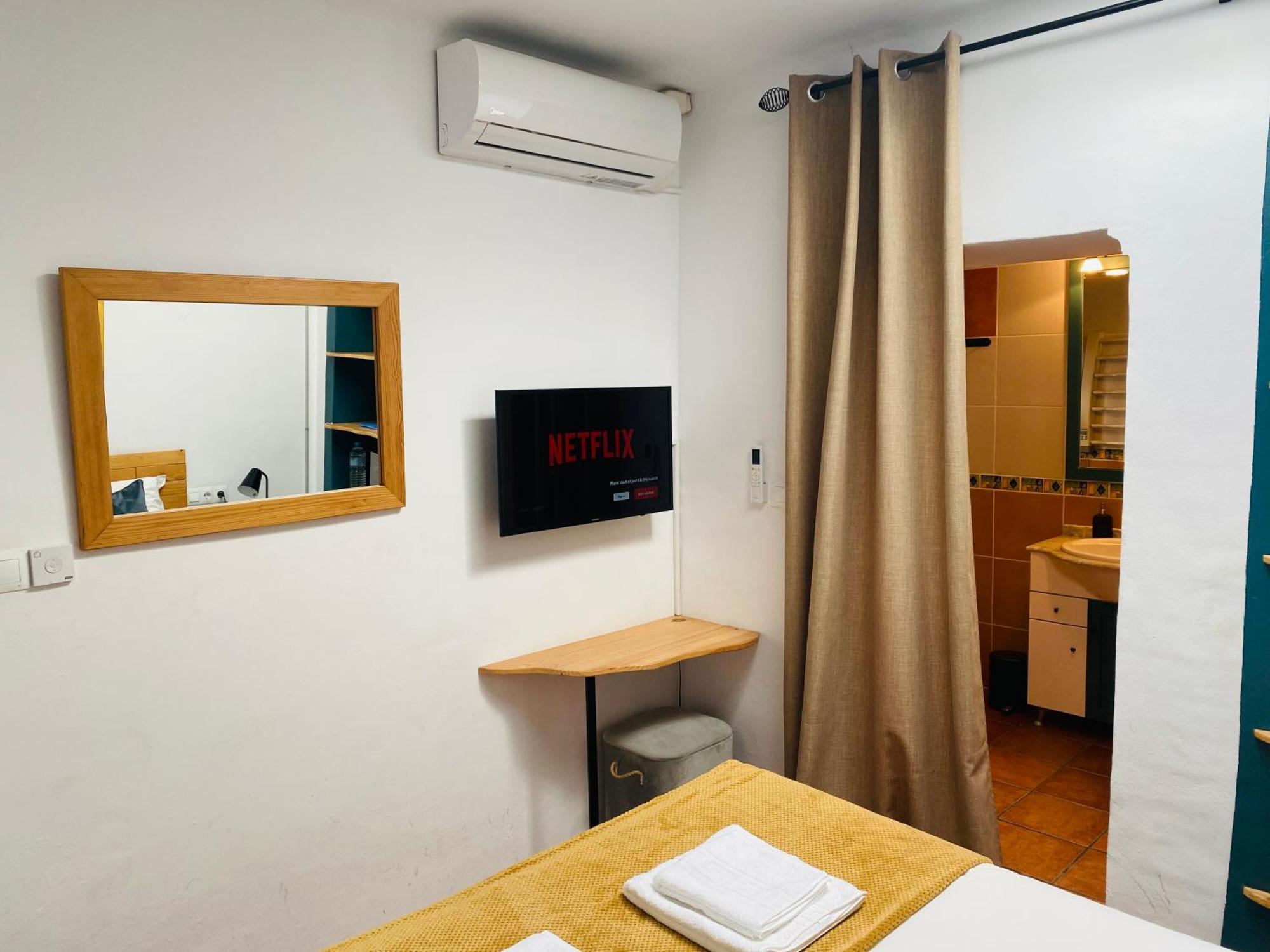 Room With Bathroom In Private House Casa Mar Torrox Luaran gambar