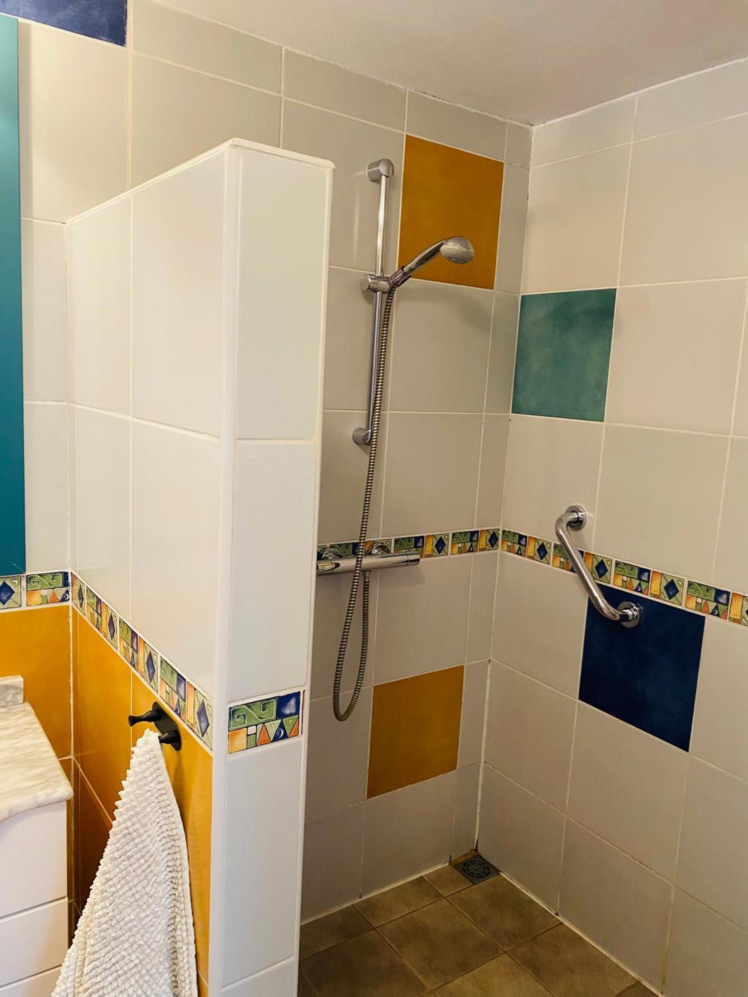 Room With Bathroom In Private House Casa Mar Torrox Luaran gambar