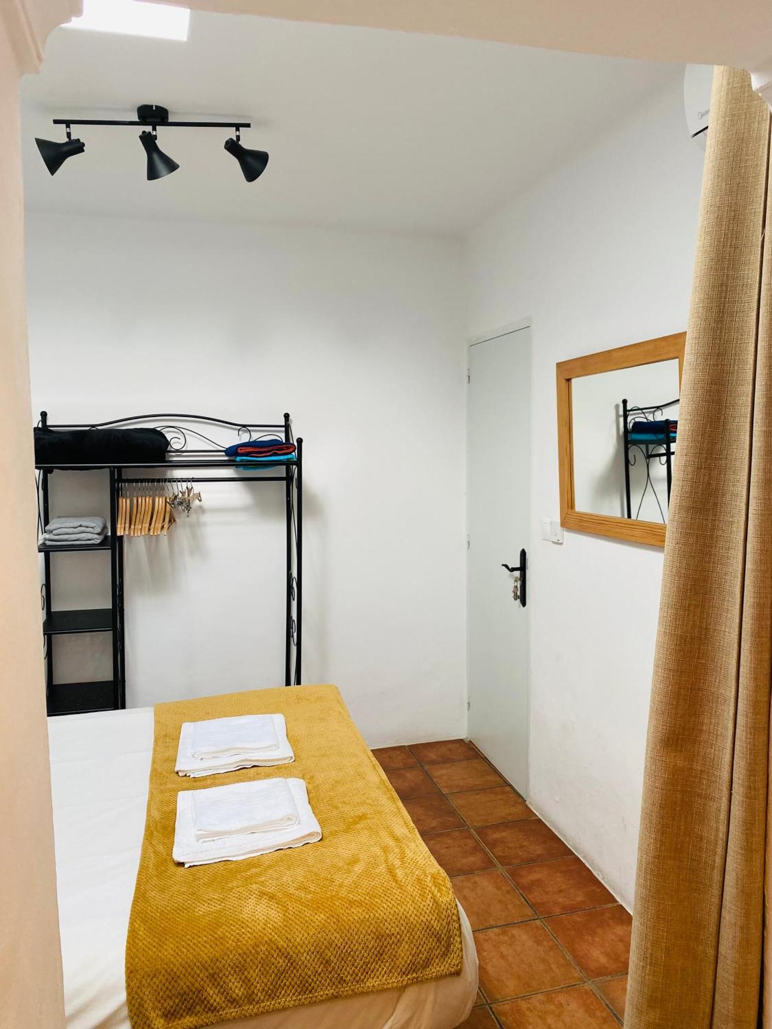 Room With Bathroom In Private House Casa Mar Torrox Luaran gambar